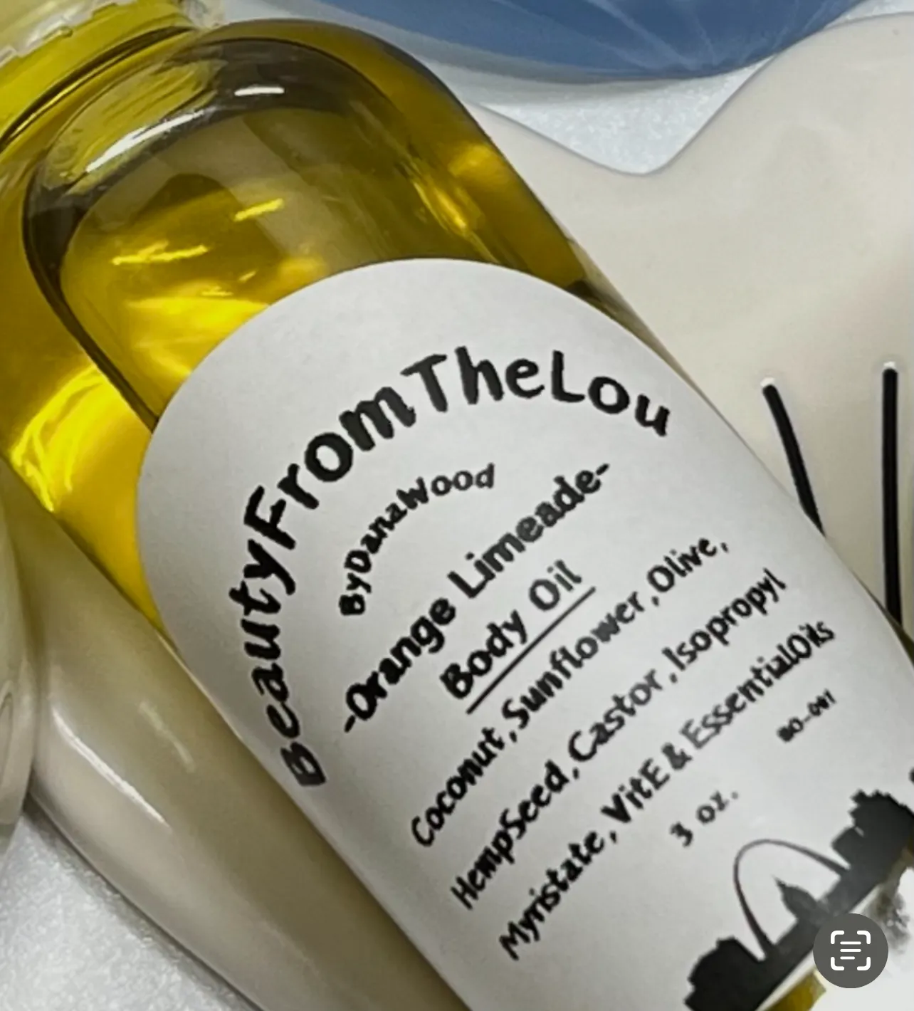 3 oz. Shimmering Body Oil