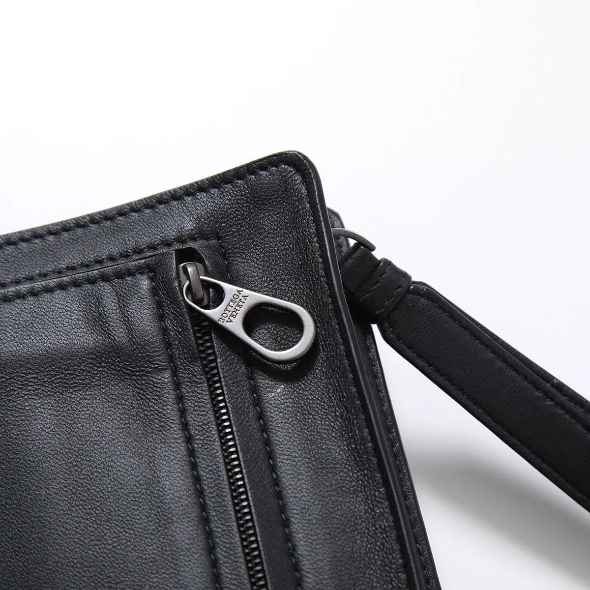 Bottega Veneta Intrecciato Leather Wristlet Clutch Bag
