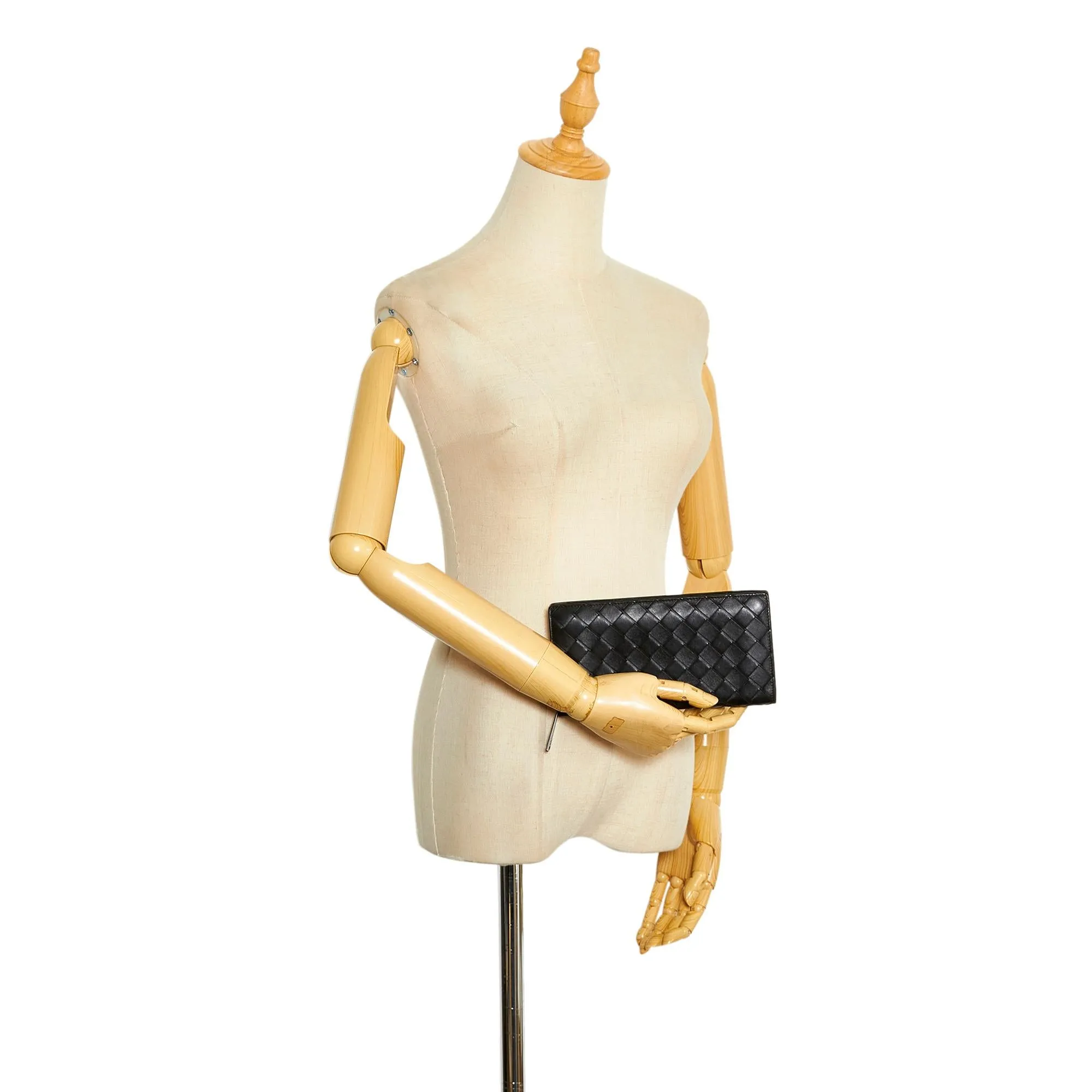 Bottega Veneta Intrecciato Long Wallet (SHG-EnqJeq)
