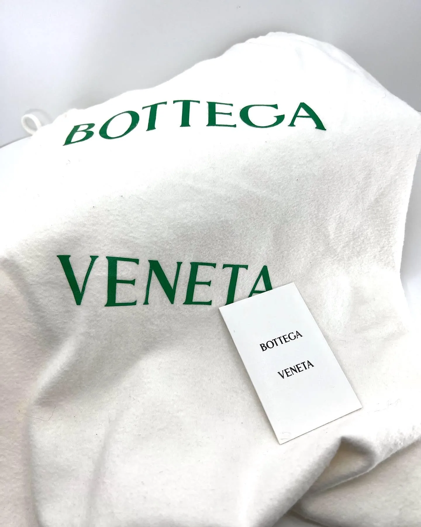 BOTTEGA VENETA NAPPA LEATHER PADDED CHAIN CASSETTE BAG