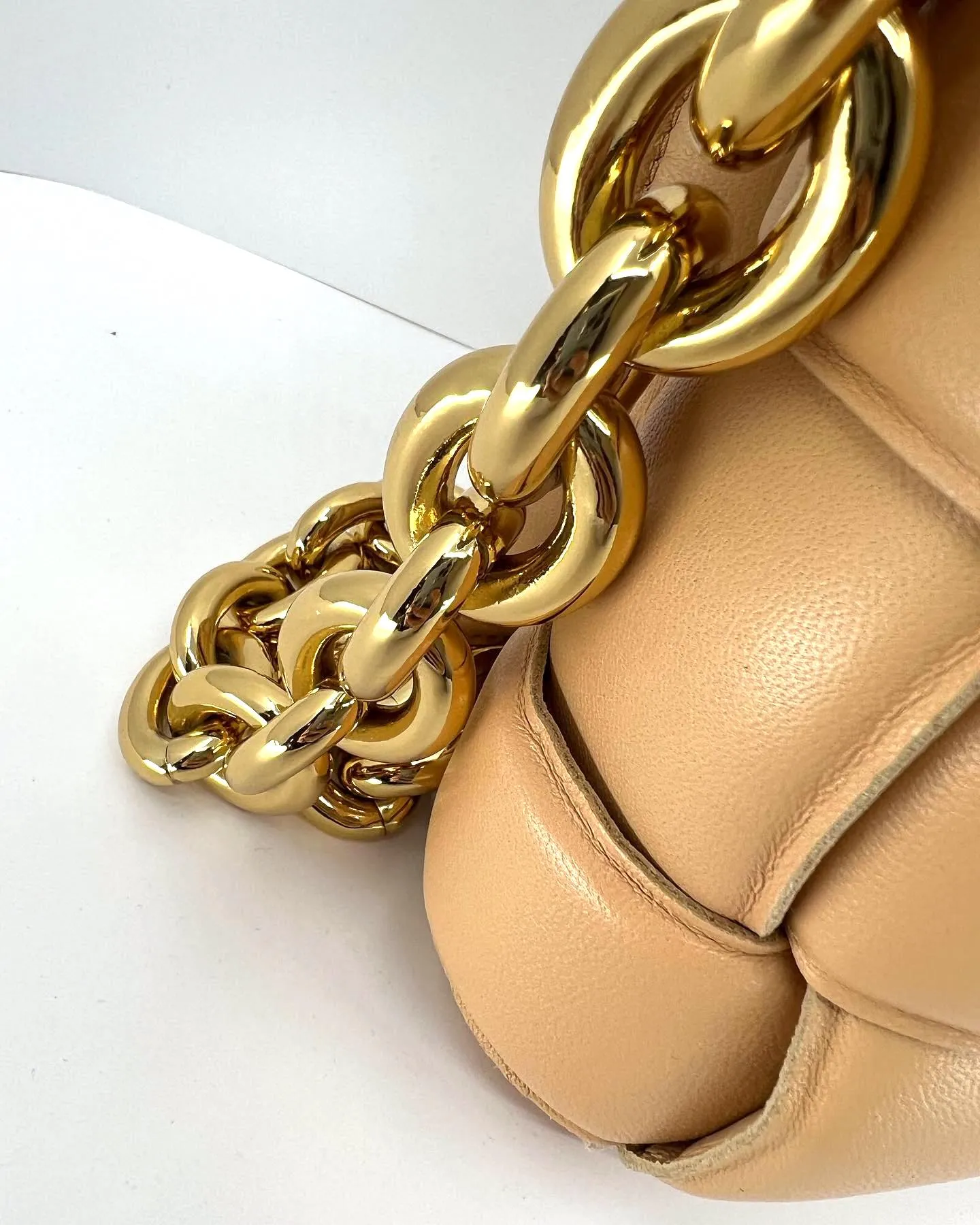 BOTTEGA VENETA NAPPA LEATHER PADDED CHAIN CASSETTE BAG