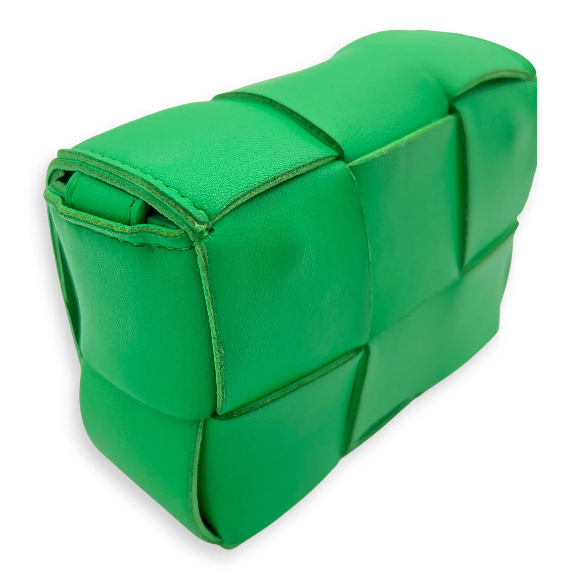Cassette Green Crossbody Bag in Lambskin, Gold hardware