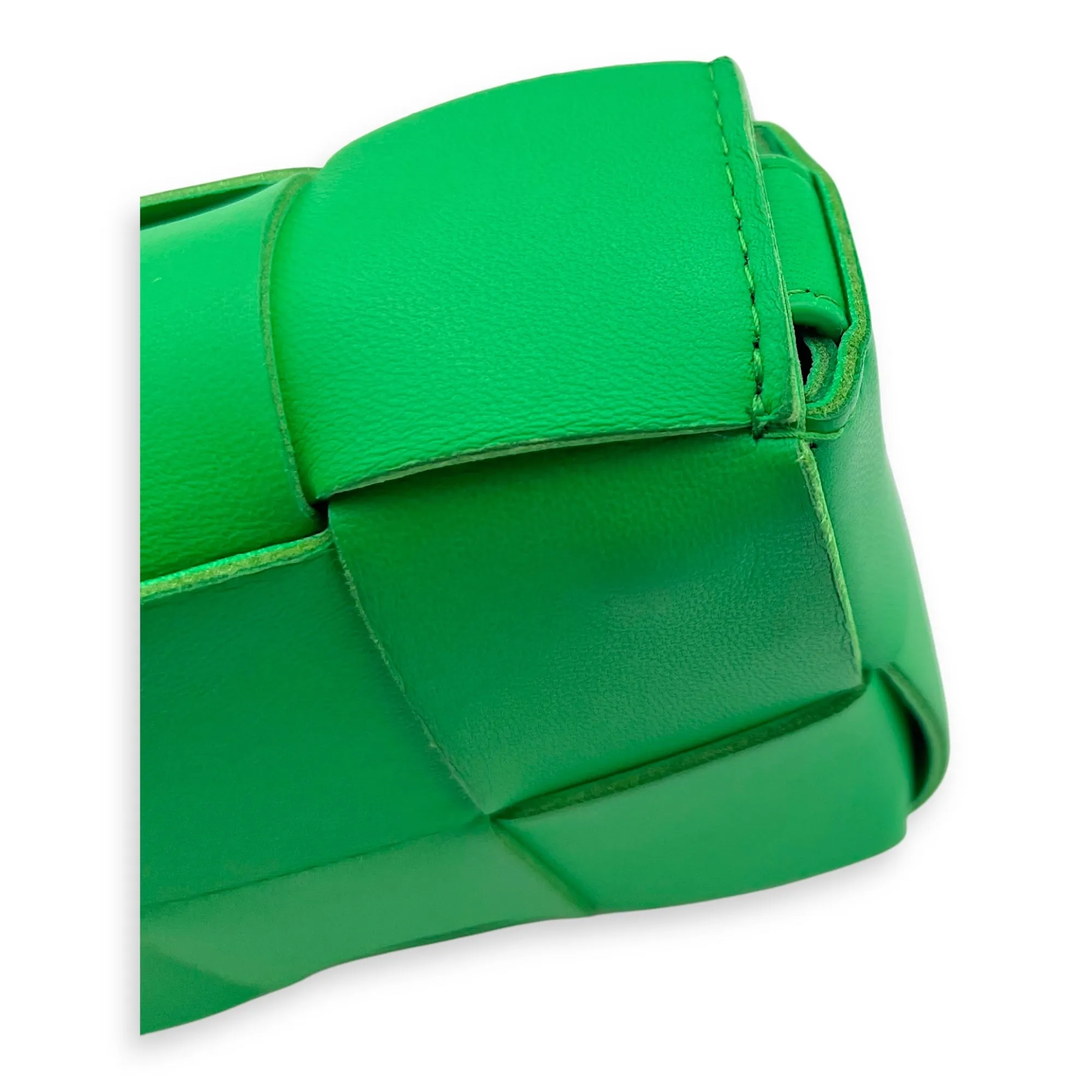 Cassette Green Crossbody Bag in Lambskin, Gold hardware