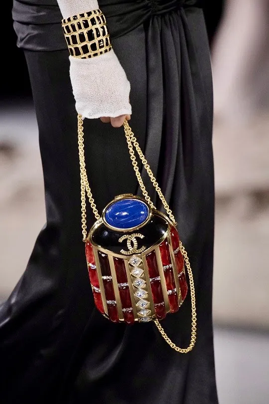 Chanel 19A Egypt Paris-New York Scarab Minaudière Evening Clutch Bag 3XY