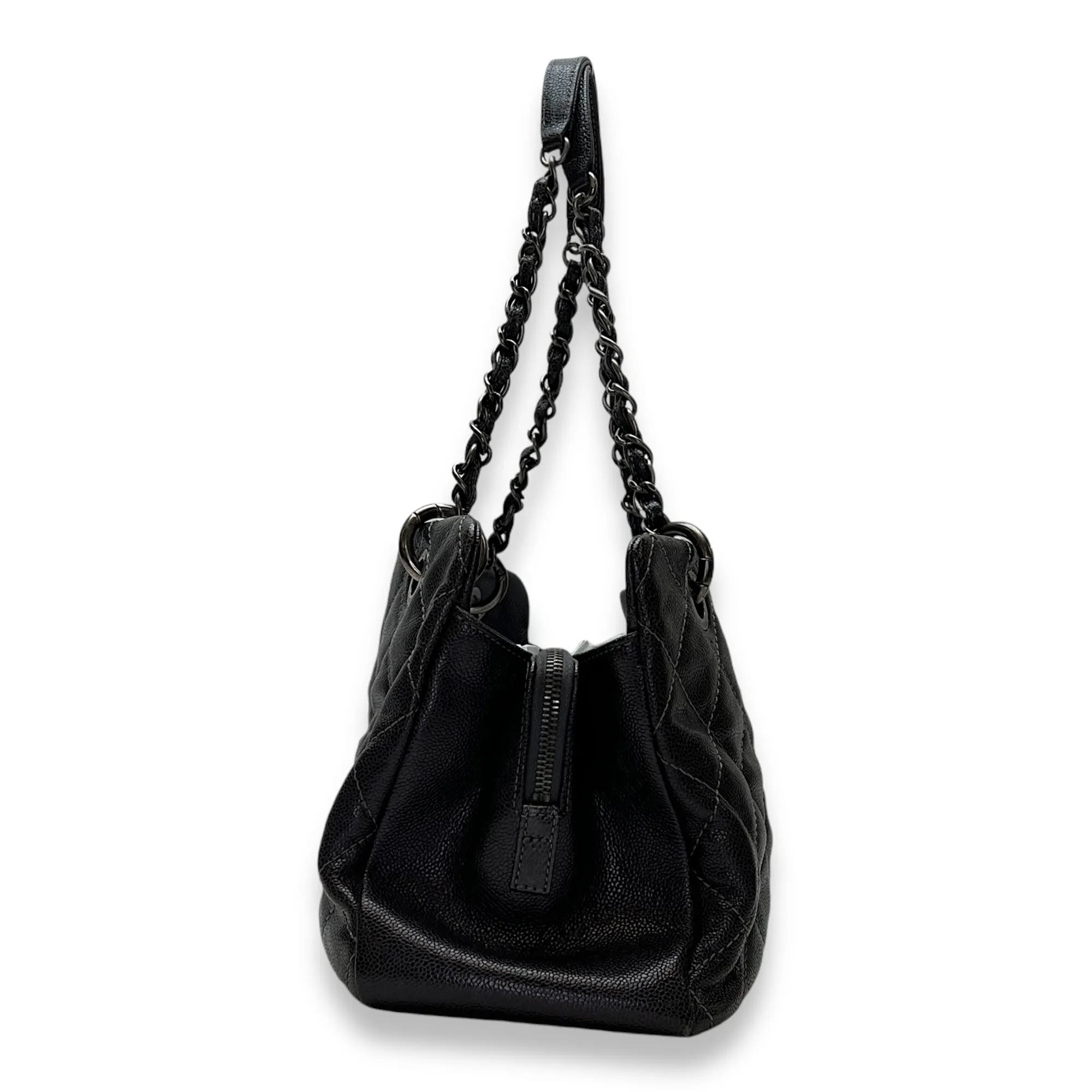 Chic Black Shoulder Bag in Caviar Leather, Silver hardware