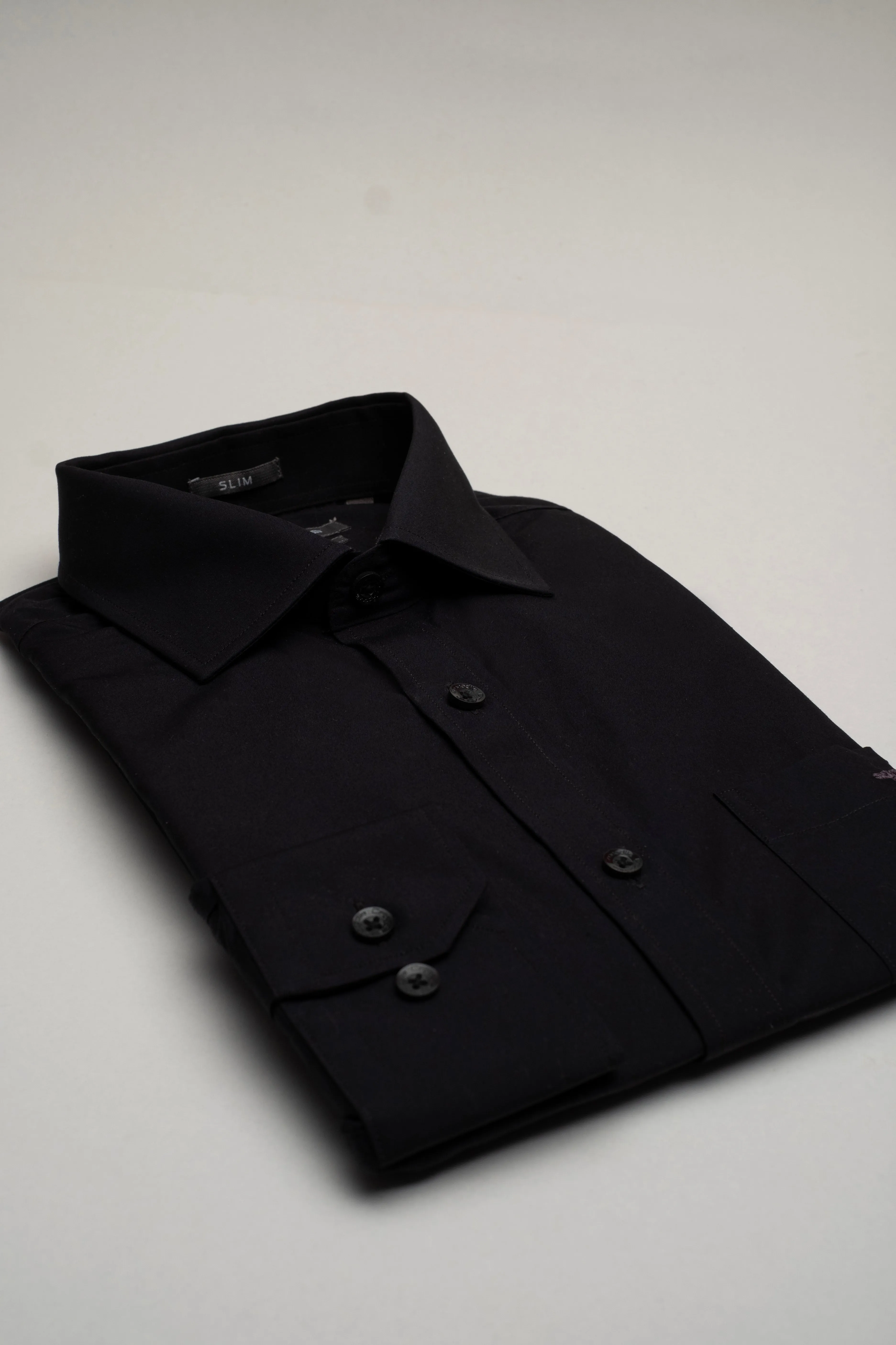 Crocodile Plain Slim Fit-Black Inck