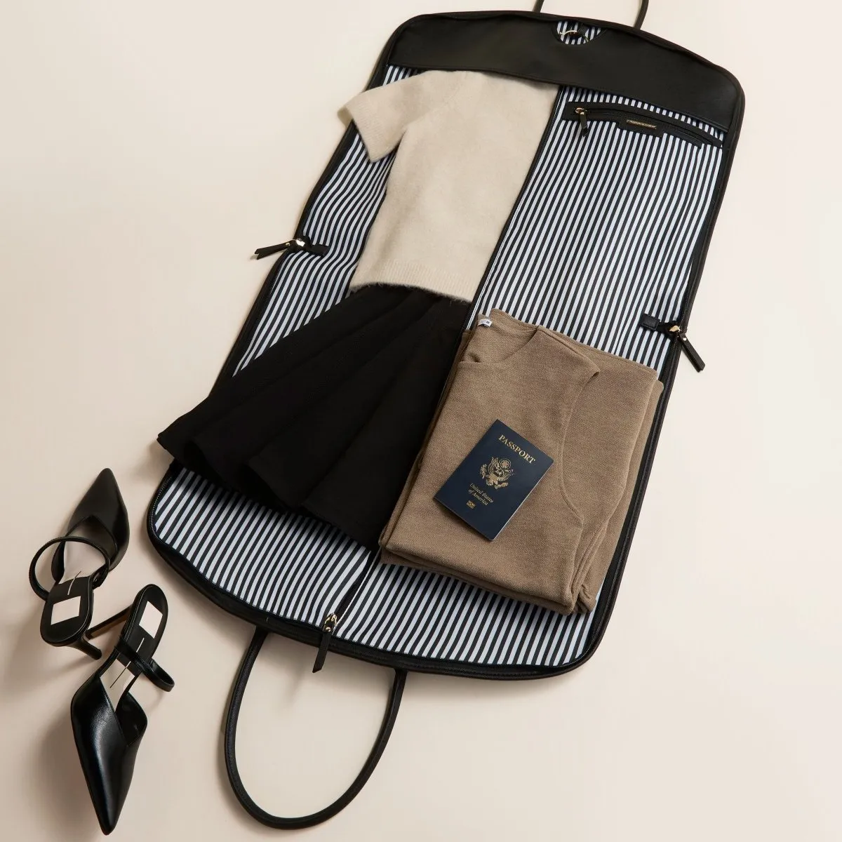 Preto Bon Voyage Garment Bag