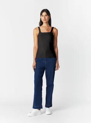 SCOOP NECK FITTED TANK