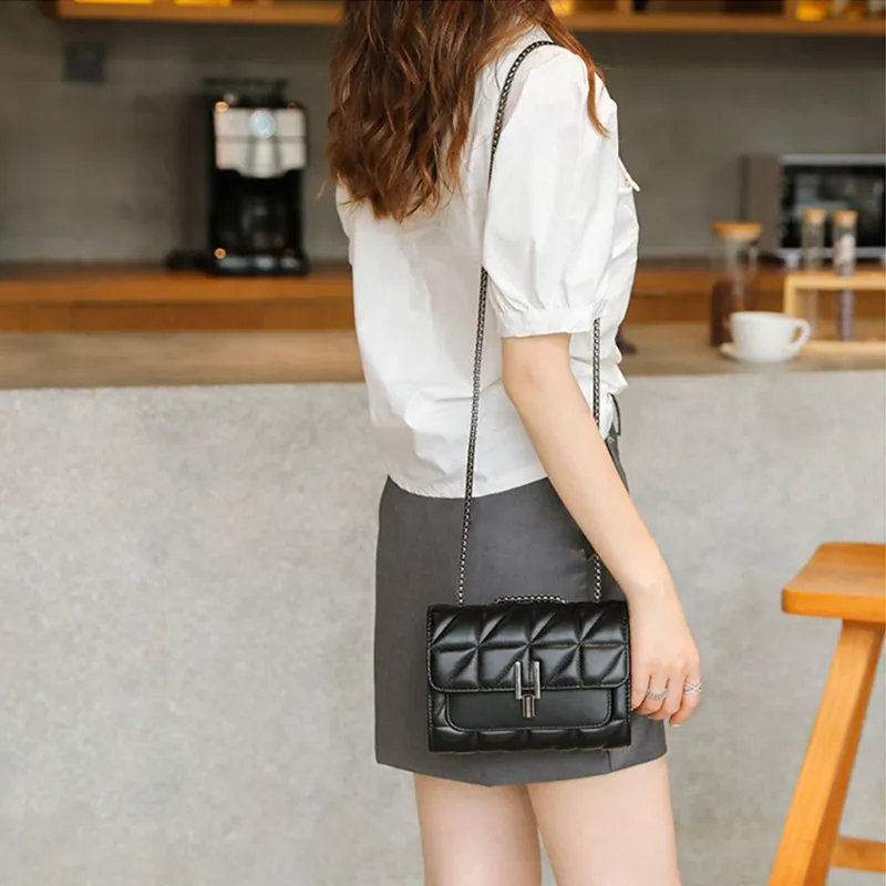Small and Compact Chain Strap Crossbody Shoulder Bags
